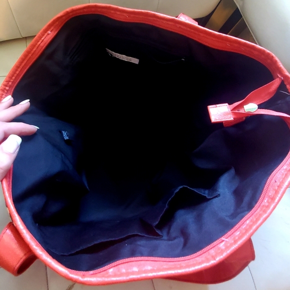 Kenneth Cole Reaction Handbag/ Purse - Picture 4 of 6